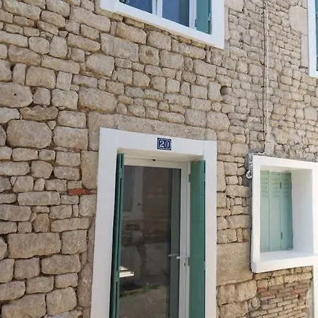 Maison Meublee, 2 Chambres, Cour * Fontenay-le-Comte
