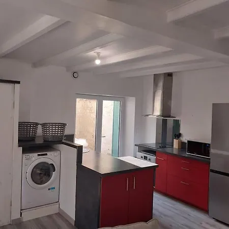 Maison Meublee, 2 Chambres, Cour Feriehus