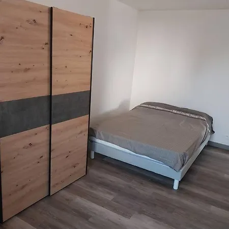 Feriehus Maison Meublee, 2 Chambres, Cour *